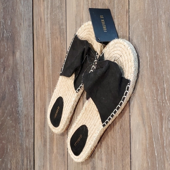 NWT Forever 21 Womens flats canvas sandals shoes sz 9 - Picture 2 of 8